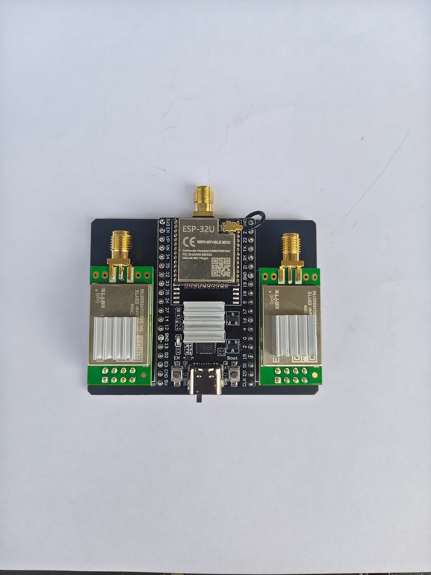 New ESP32 + NRF24L01 PA LNA 2.4GHz Module ,Upgraded Antenna Block Bluetooth Signal Dual Mode Communication Protocol Development Board